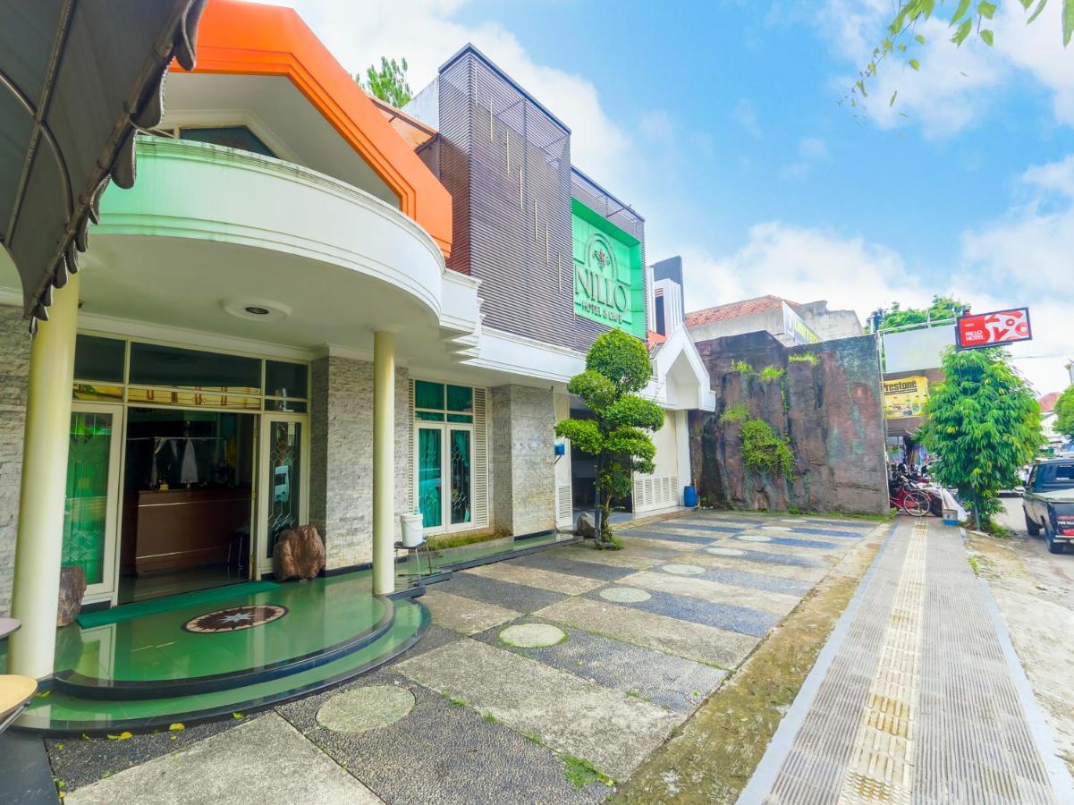 Oyo 90788 Nillo Hotel Kebumen Exterior photo